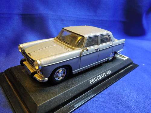 Peugeot 404 1/43 Scale Del Prado Collection